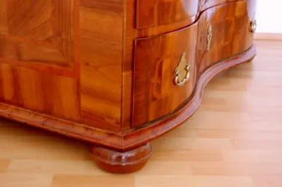 Baroque Commode — image 24