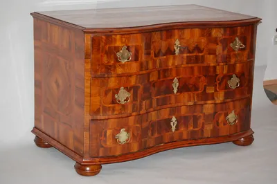Baroque Commode — image 14