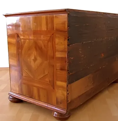 Baroque Commode — image 9
