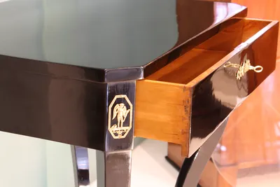 Fine Biedermeier Side Table — image 12