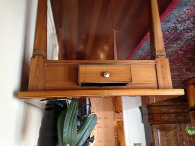 Neoclassical Table — image 6