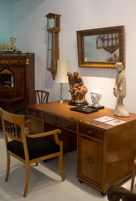 Biedermeier Mirror — image 30