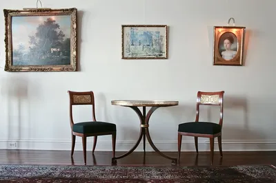 Empire Table — image 2