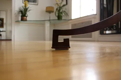 Empire Table — image 4