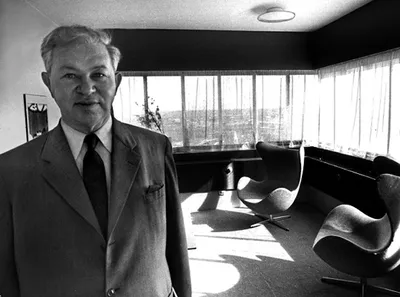 Arne Jacobsen Swan Sofa — image 9