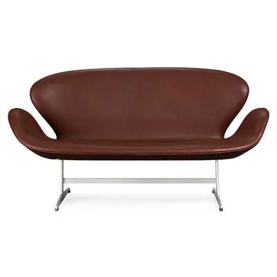Arne Jacobsen Swan Sofa