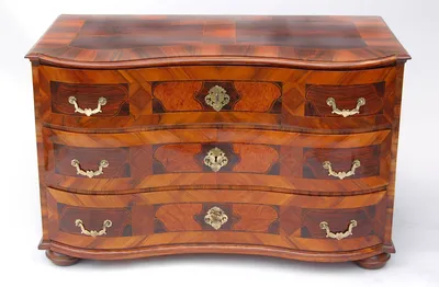 Baroque Commode — image 3