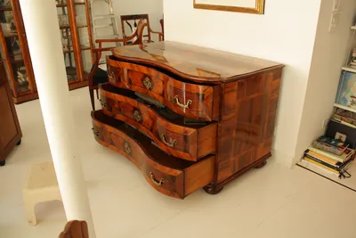 Baroque Commode — image 33