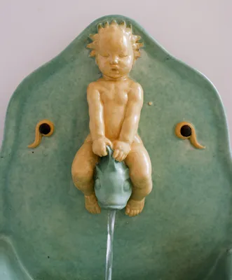 Löffler Fountain — image 24