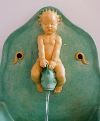 Löffler Fountain — image 5