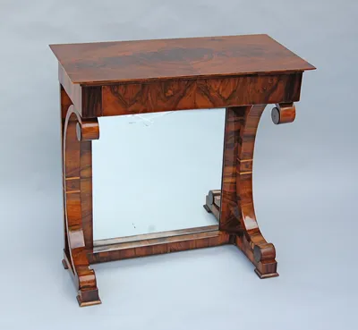 Elegant Biedermeier console — image 2