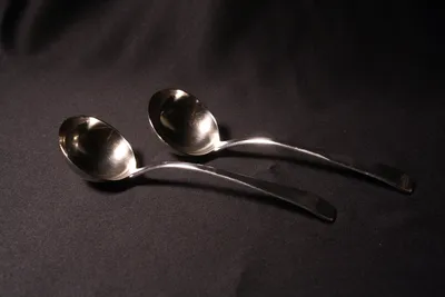 Pair English silver sauce ladles — image 15