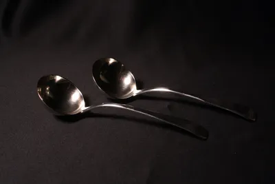Pair English silver sauce ladles — image 20