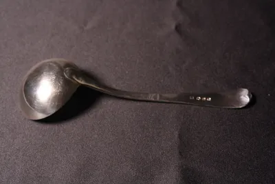 Pair English silver sauce ladles — image 27