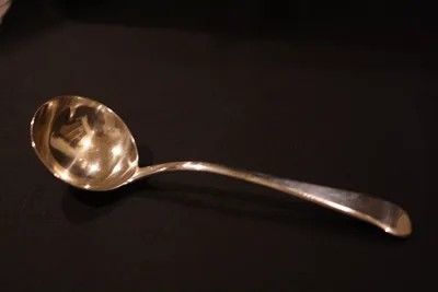 Pair English silver sauce ladles — image 9
