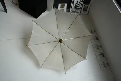 3 Umbrellas — image 67