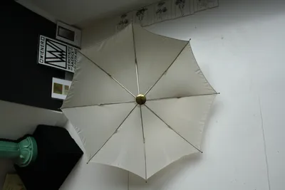 3 Umbrellas — image 30