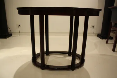 Oval Thonet Table — image 11