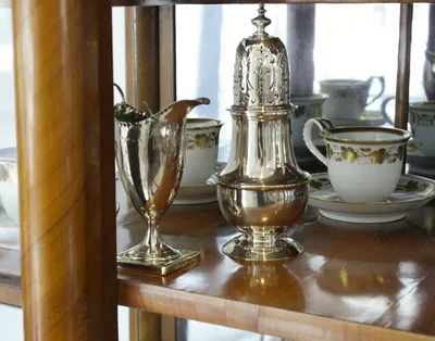 Cherry Vitrine from the Josef Danhauser Workshop — image 29