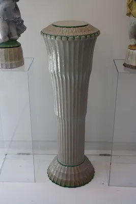 Prutscher Column — image 9
