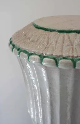 Prutscher Column — image 6