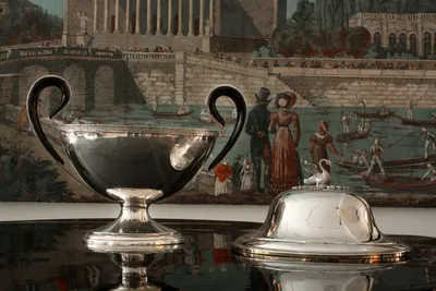 Empire silver tureen w/swan — image 4