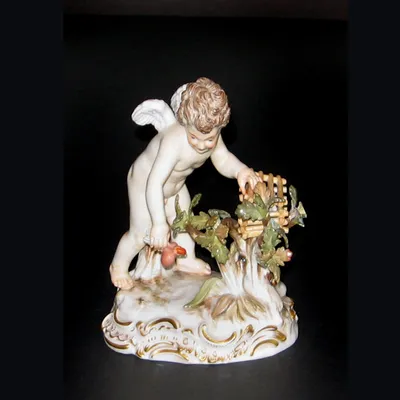 Seated Cupid with Heart — image 2