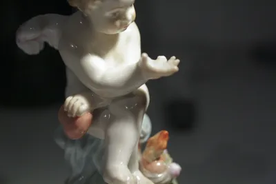 Seated Cupid with Heart — image 5